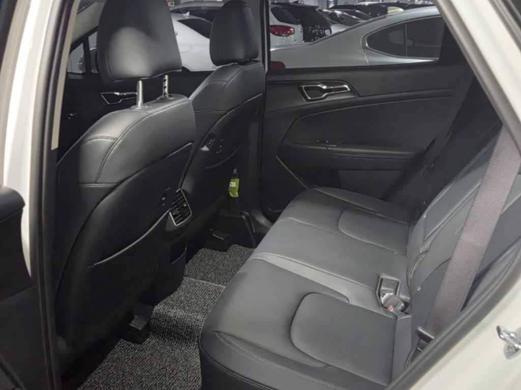 KIA Sportage - Vista 7