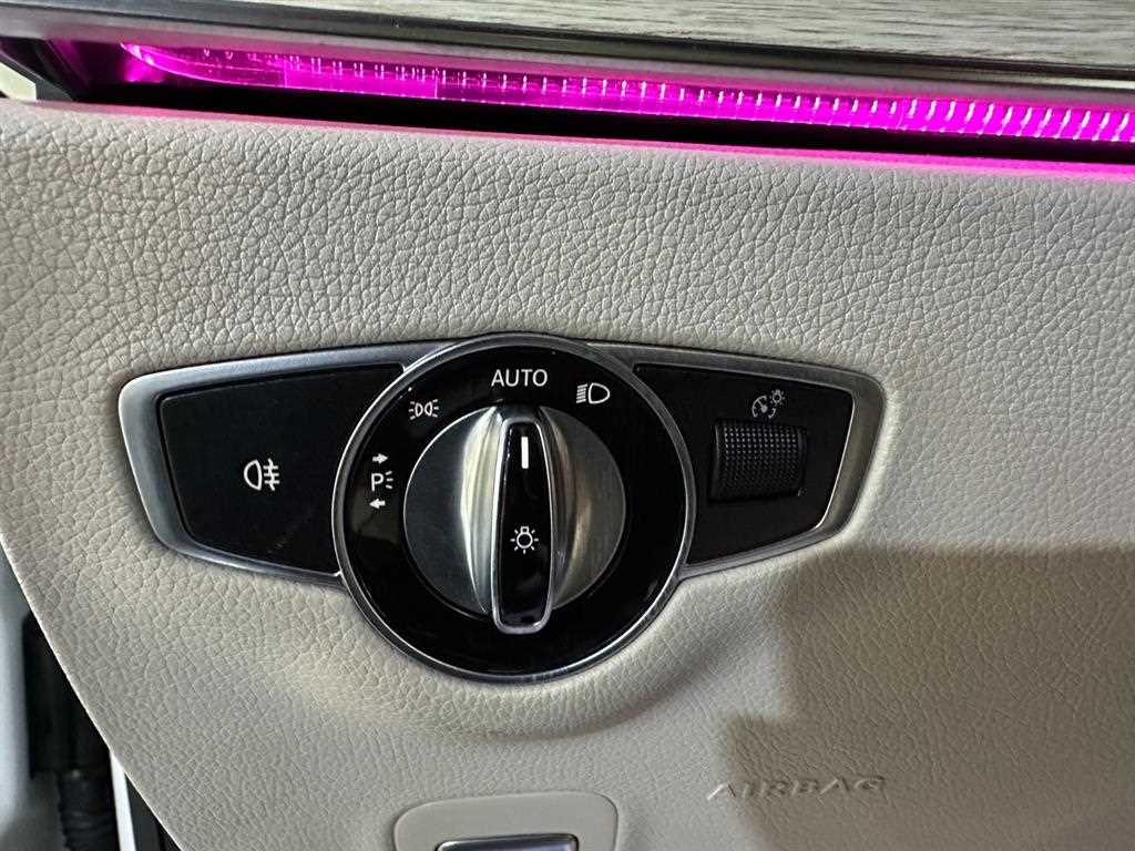 Mercedes Benz E class - Vista 9