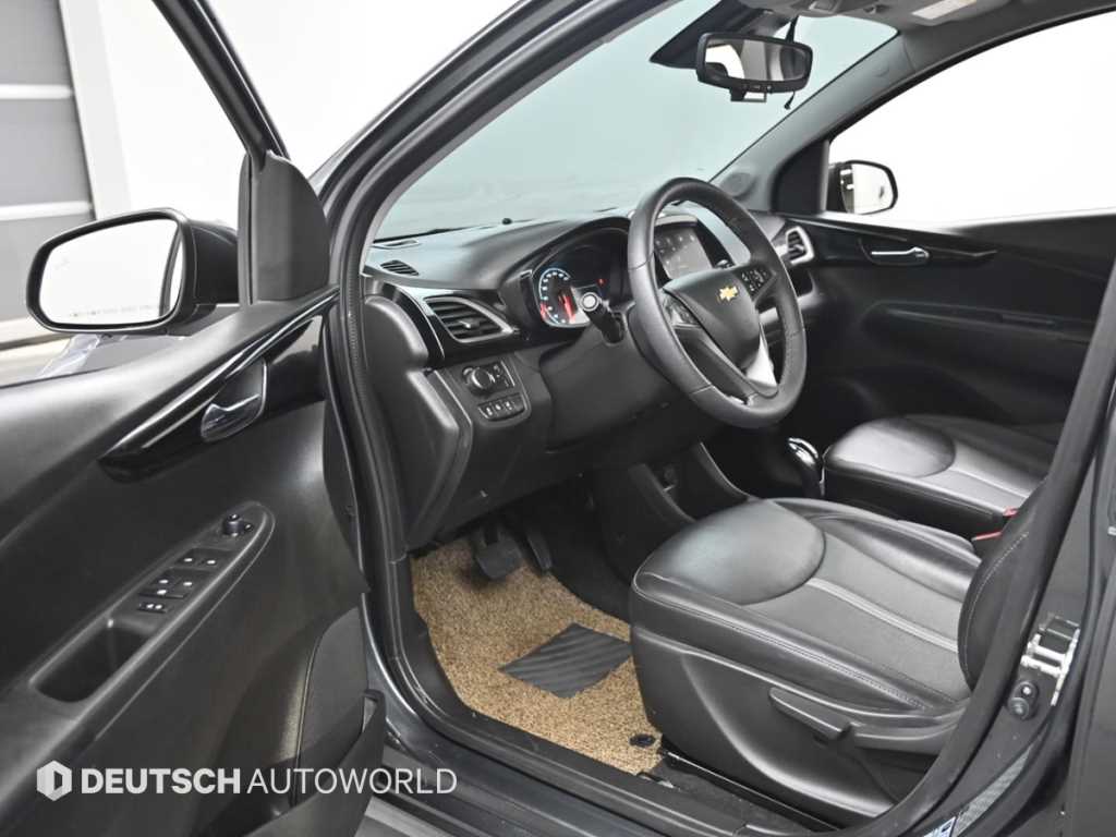 Chevrolet Spark - Vista 11