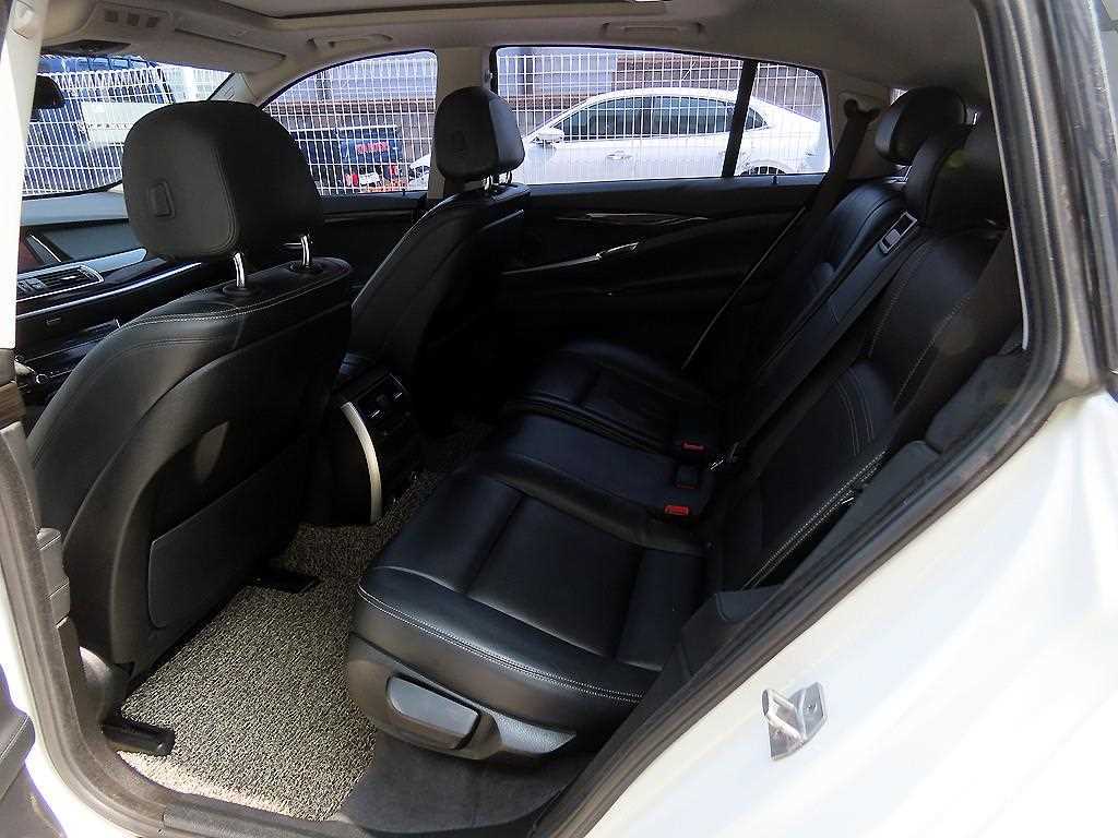 BMW Gran Turismo - Vista 6