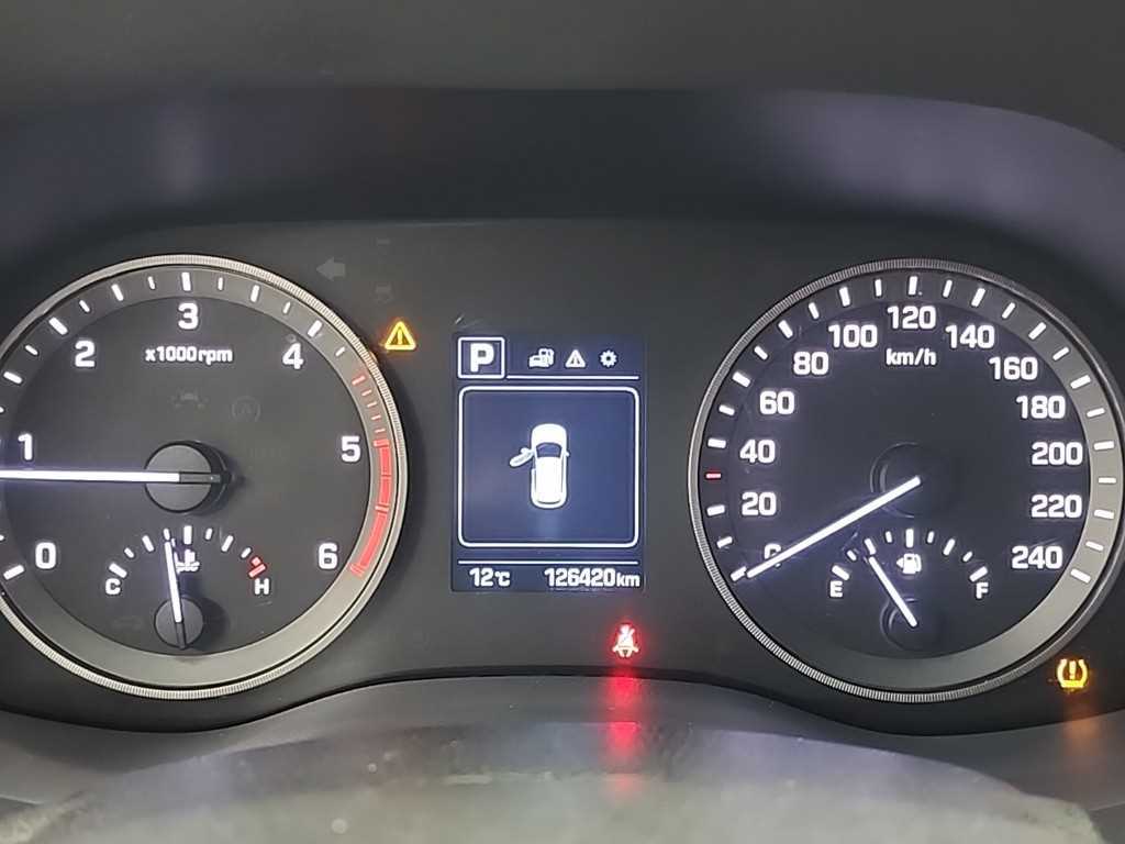 HYUNDAI Tucson - Vista 6