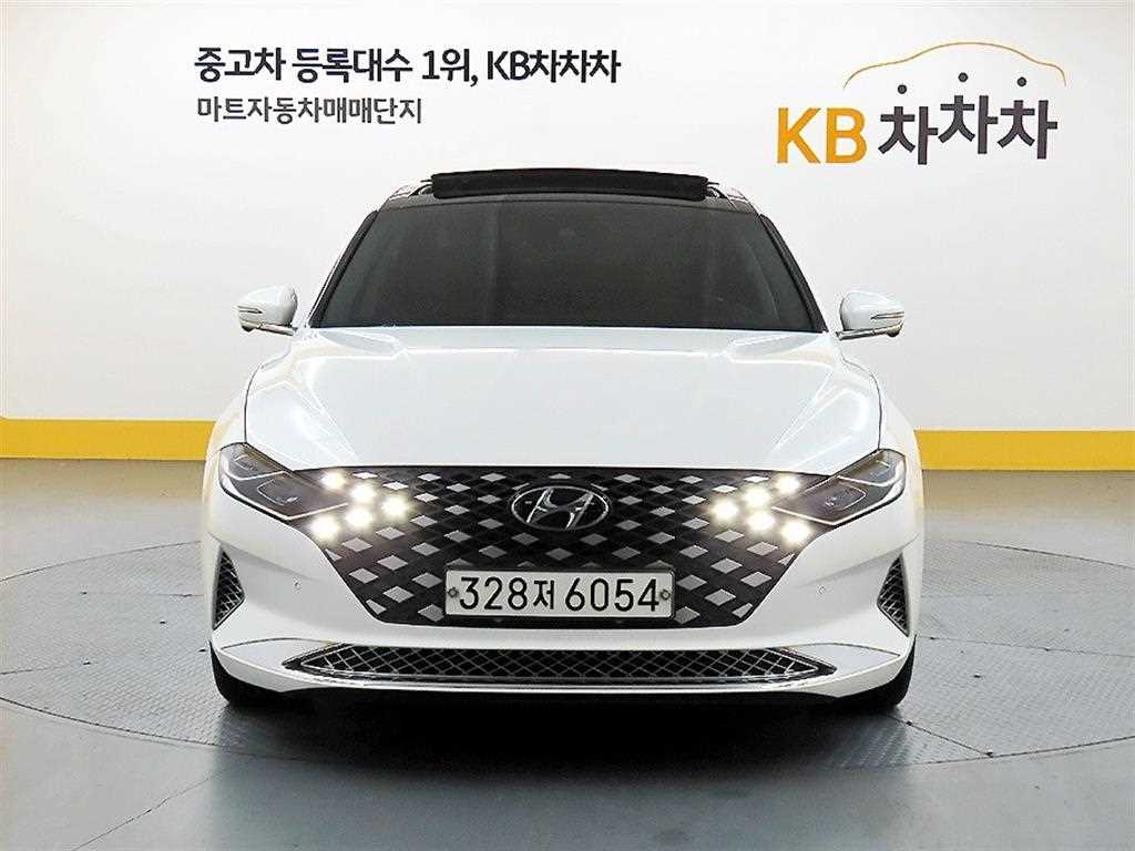 HYUNDAI Grandeur - Vista 2