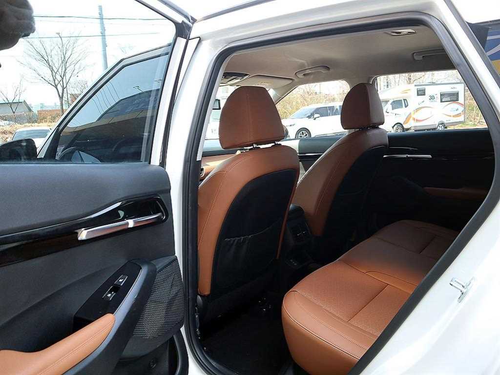 KIA Seltos - Vista 7