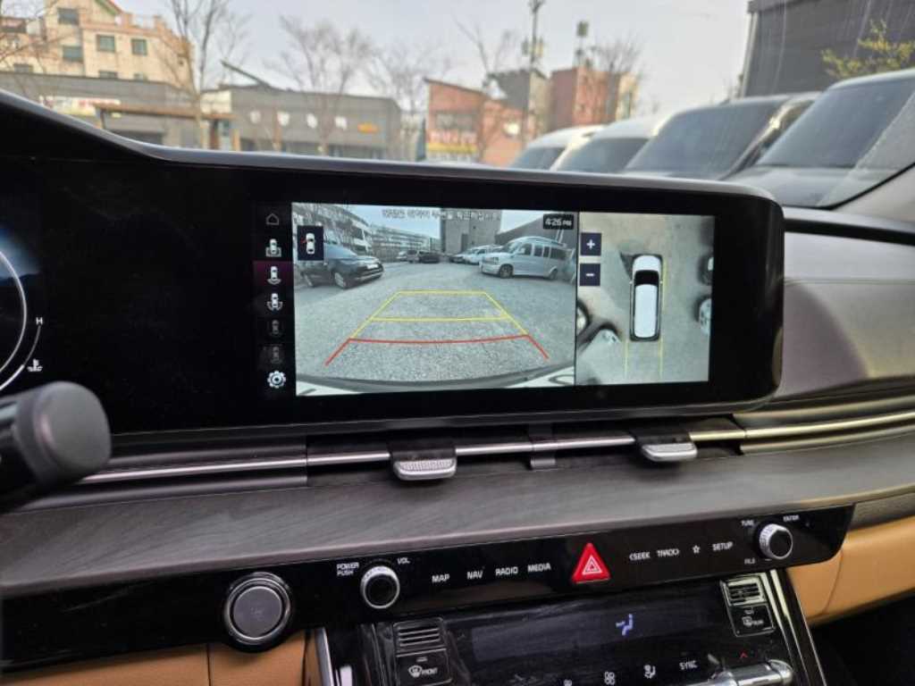 KIA Carnival - Vista 4