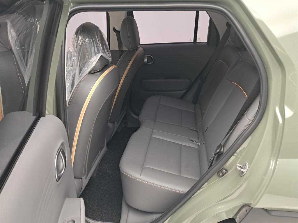 HYUNDAI Casper - Vista 12