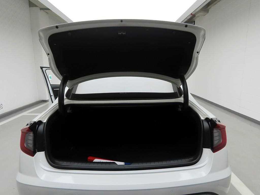 HYUNDAI Sonata - Vista 5