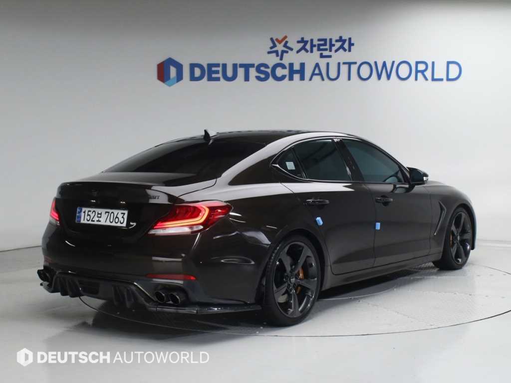 Genesis G70 - Vista 2