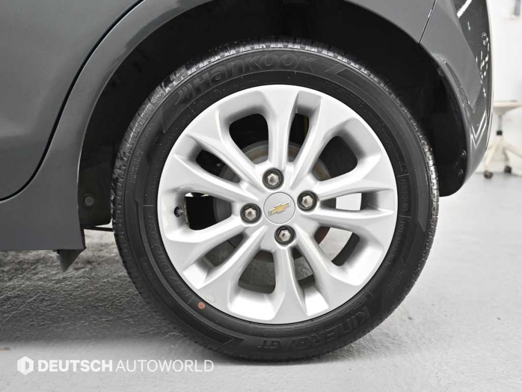 Chevrolet Spark - Vista 5