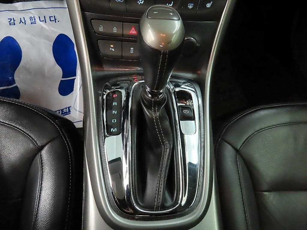 Chevrolet Malibu - Vista 10