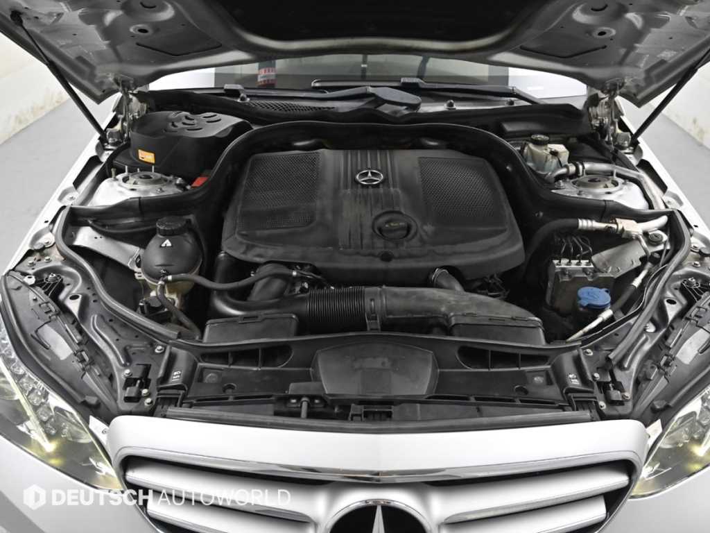 Mercedes Benz E class - Vista 7