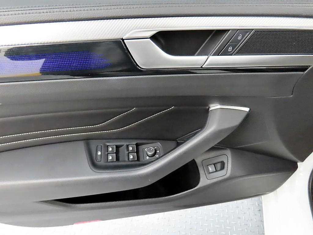 Volkswagen Arteon - Vista 11