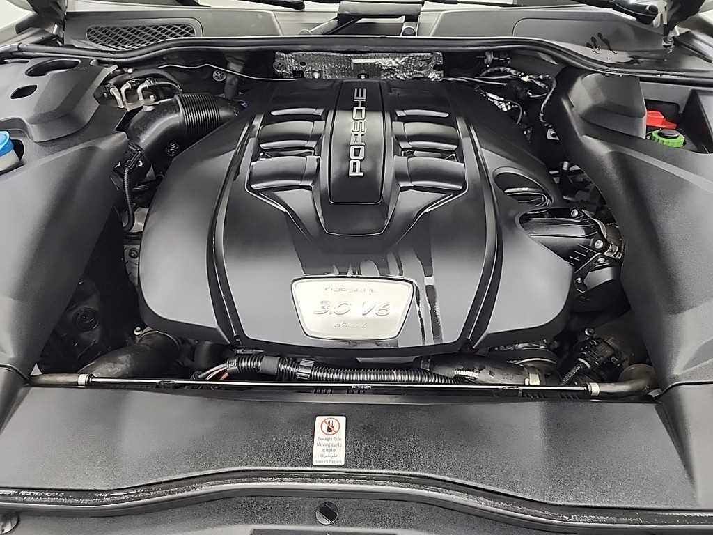 Porsche Cayenne - Vista 5