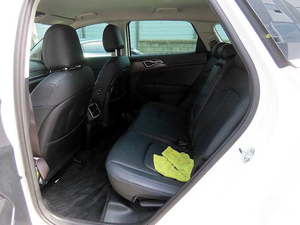 KIA Sportage - Vista 6