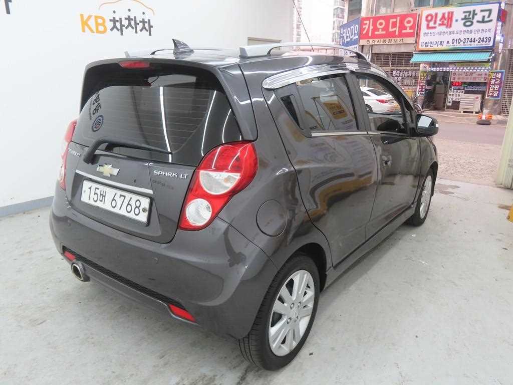 Chevrolet Spark - Vista 3