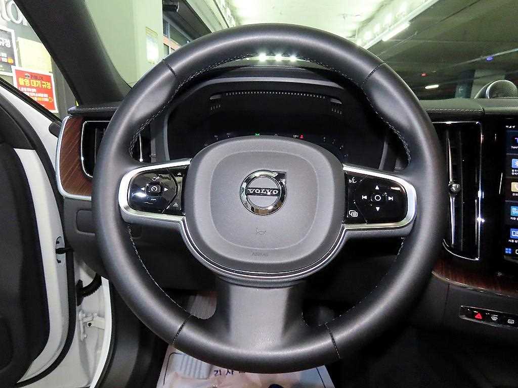 Volvo XC60 - Vista 8