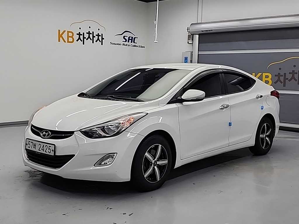 HYUNDAI Avante 2013 Blanco - Importación desde Corea - HF Imports Iquique - Foto 1