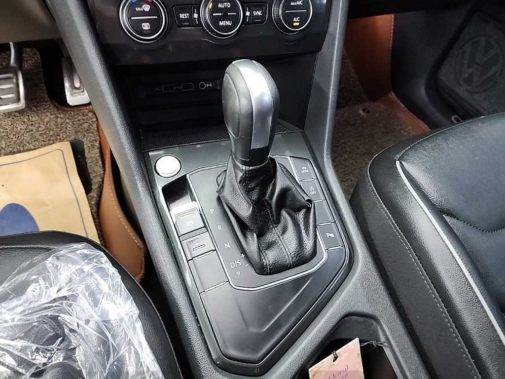 Volkswagen Tiguan - Vista 8