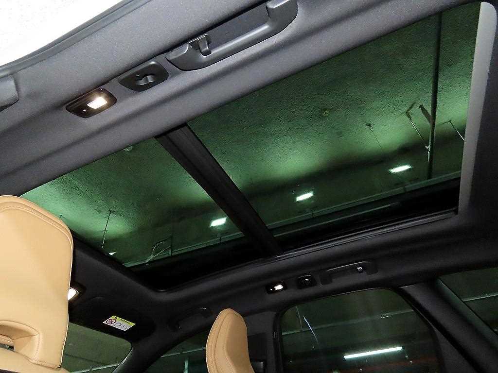 Volvo XC60 2023 Blanco - Importación desde Corea - HF Imports Iquique - Foto 16