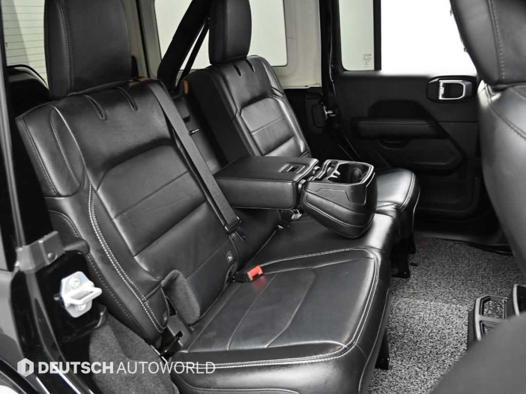 Jeep Wrangler - Vista 12