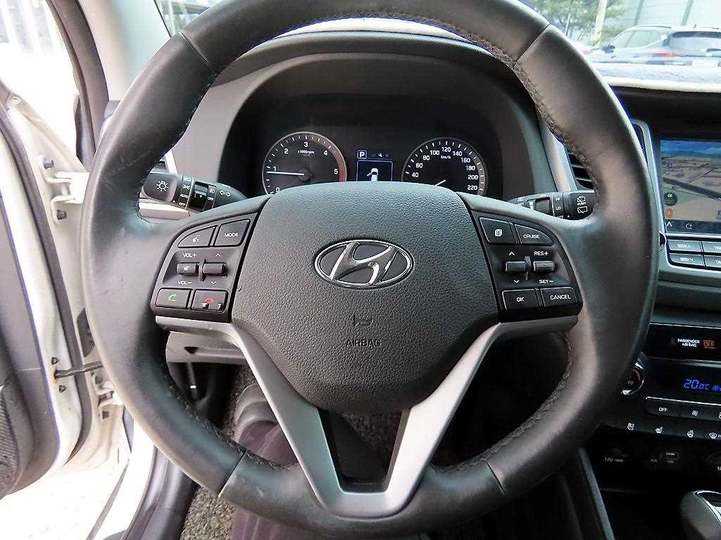 HYUNDAI Tucson - Vista 8