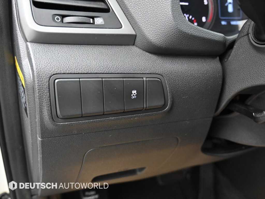 HYUNDAI Tucson 2017 Blanco - Importación desde Corea - HF Imports Iquique - Foto 18