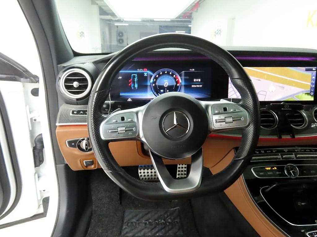 Mercedes Benz E class - Vista 7