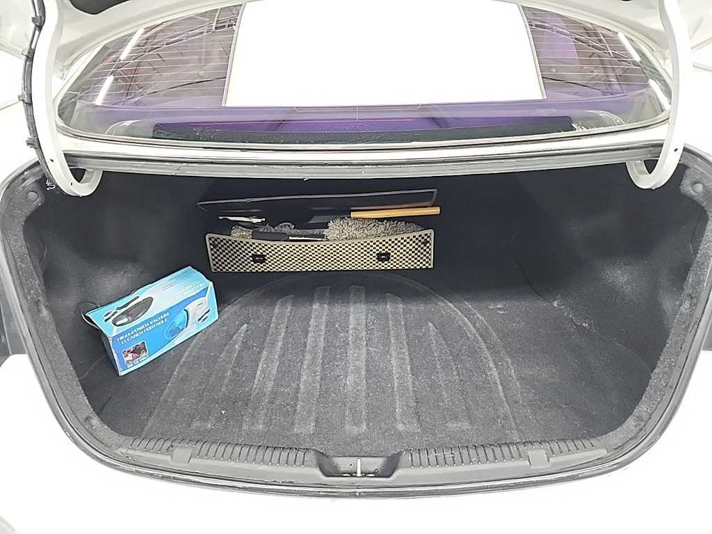 HYUNDAI Avante 2013 Blanco - Importación desde Corea - HF Imports Iquique - Foto 18