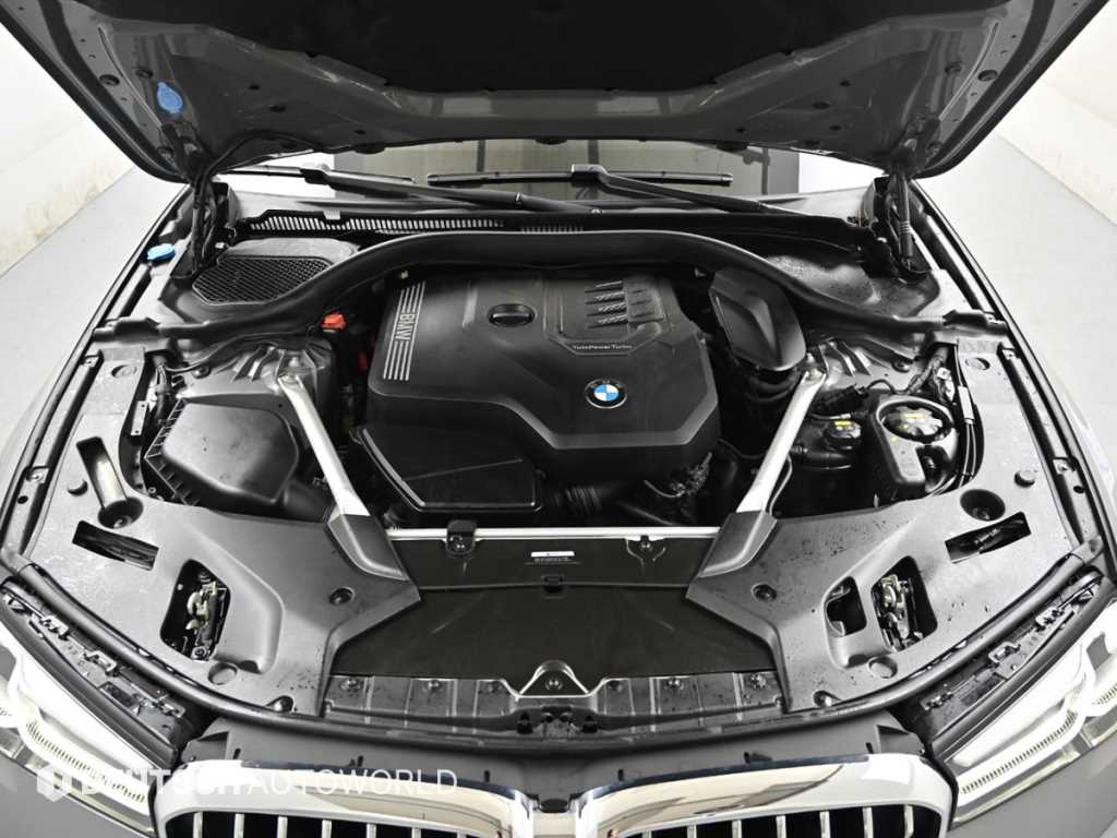 BMW 5 Series - Vista 6