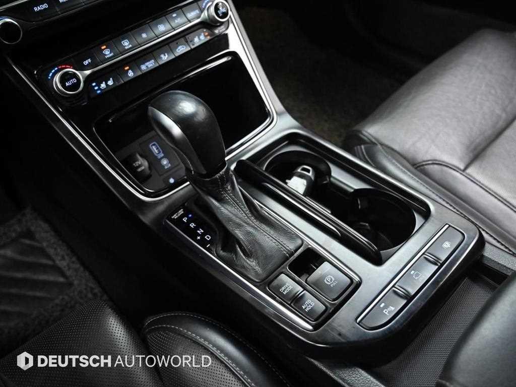 HYUNDAI Grandeur - Vista 9