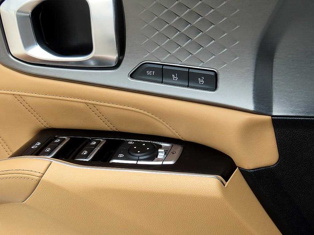 KIA Sorento - Vista 11