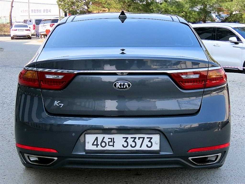 KIA K7 - Vista 4