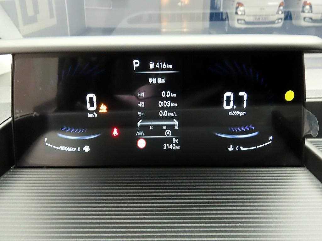 HYUNDAI Staria - Vista 6