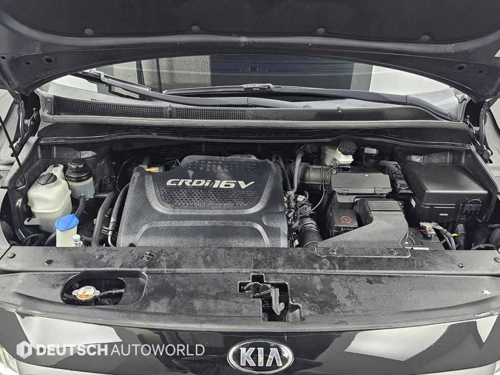 KIA Carnival - Vista 6