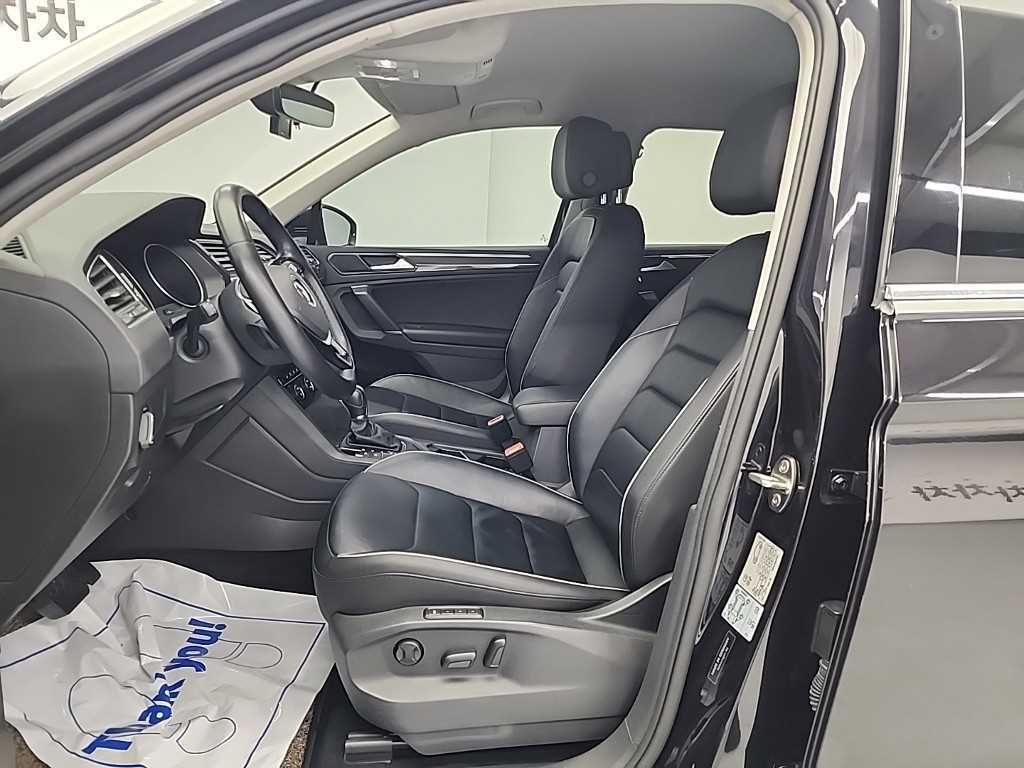 Volkswagen Tiguan - Vista 11