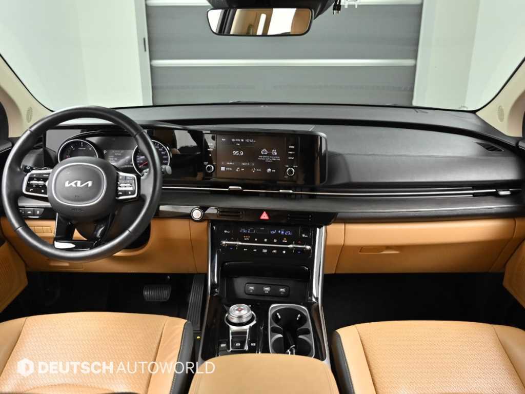 KIA Carnival - Vista 7