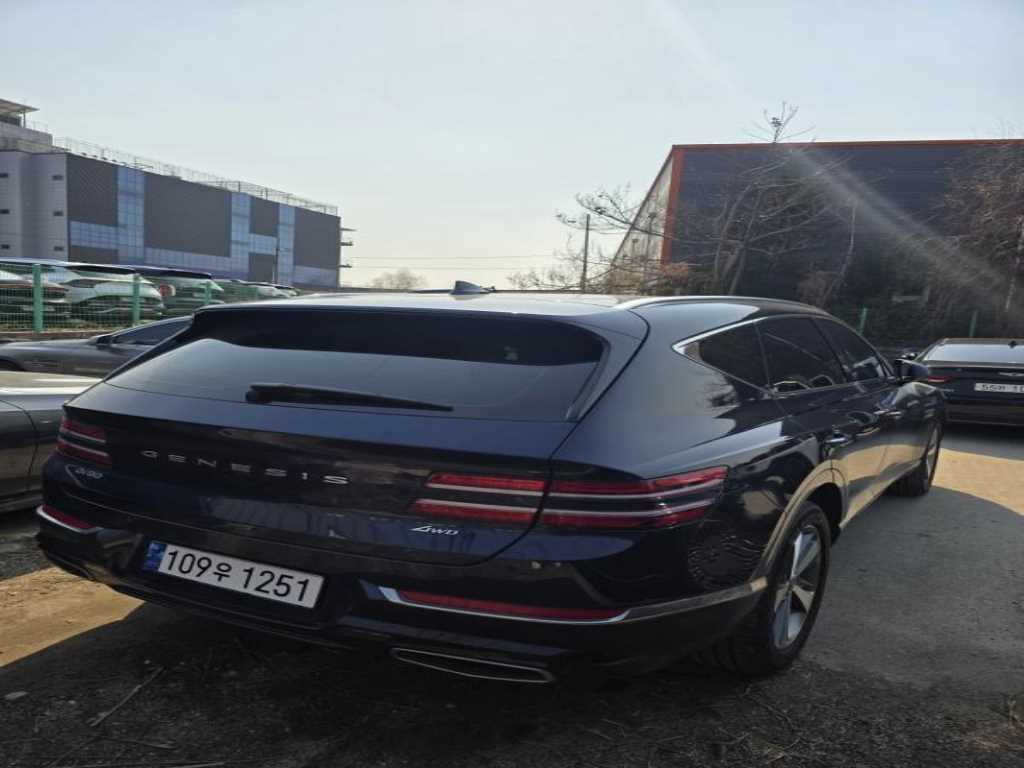 Genesis GV80 - Vista 5