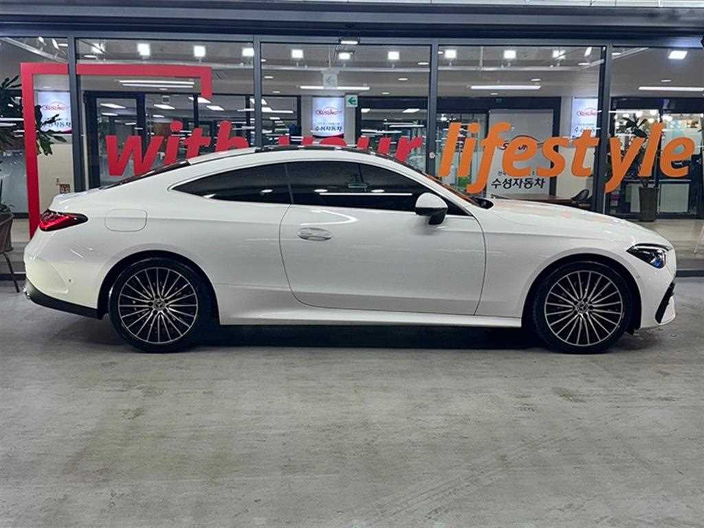 Mercedes Benz CLE Class - Vista 4