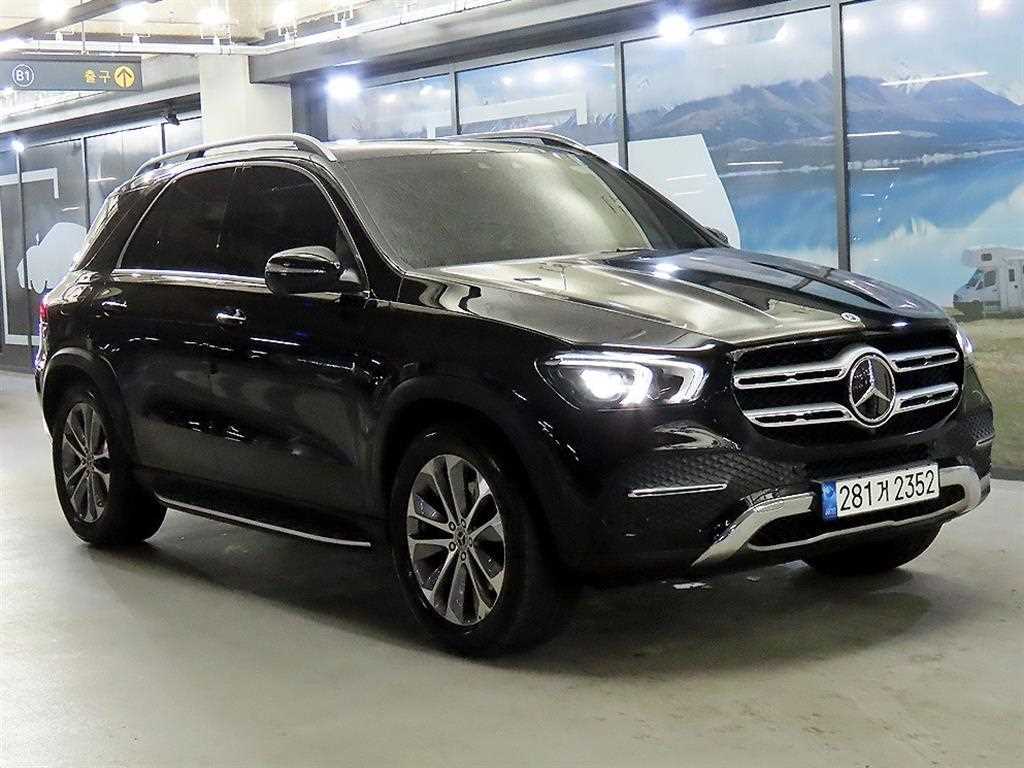 Mercedes Benz GLE Class - Vista 2