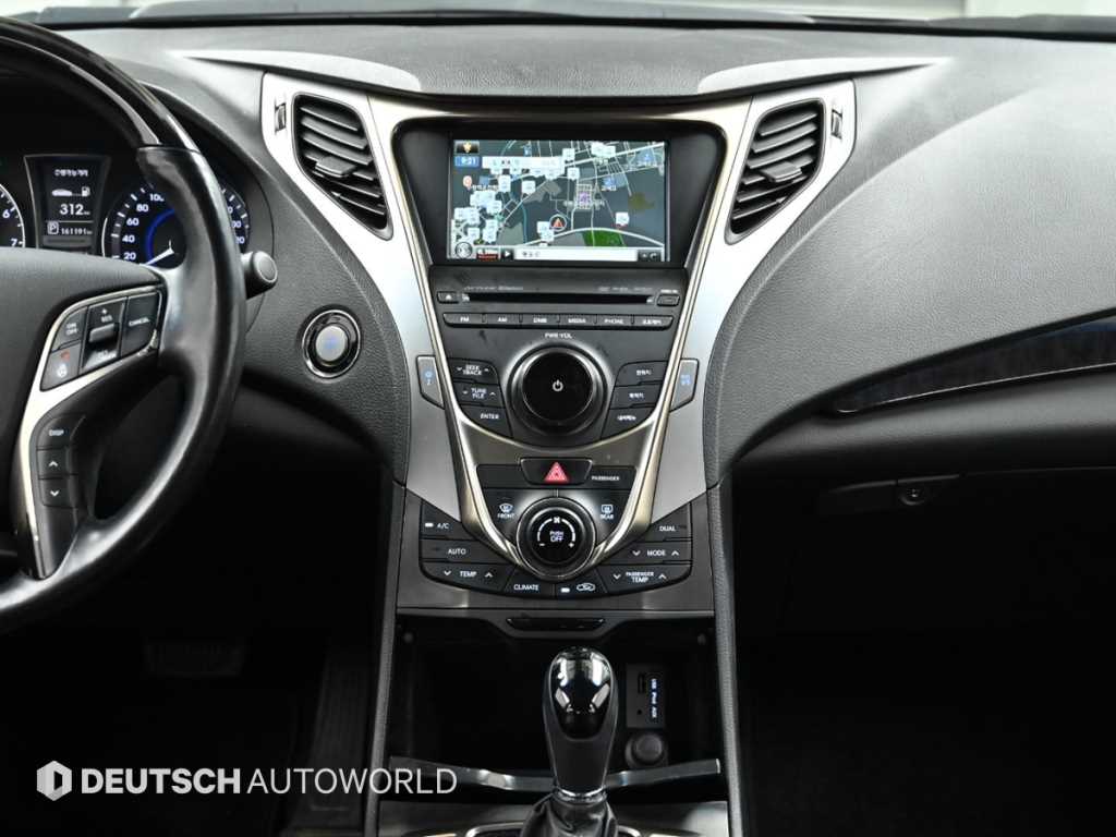 HYUNDAI Grandeur 2013 Gris - Importación desde Corea - HF Imports Iquique - Foto 14