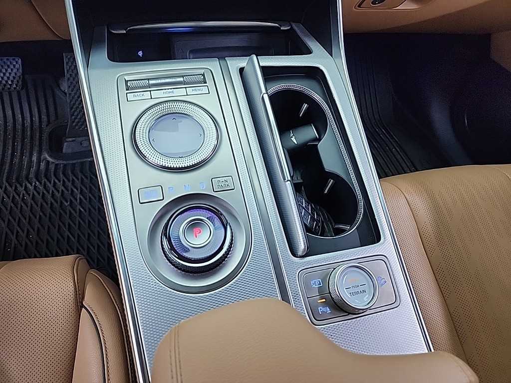 Genesis GV80 - Vista 8