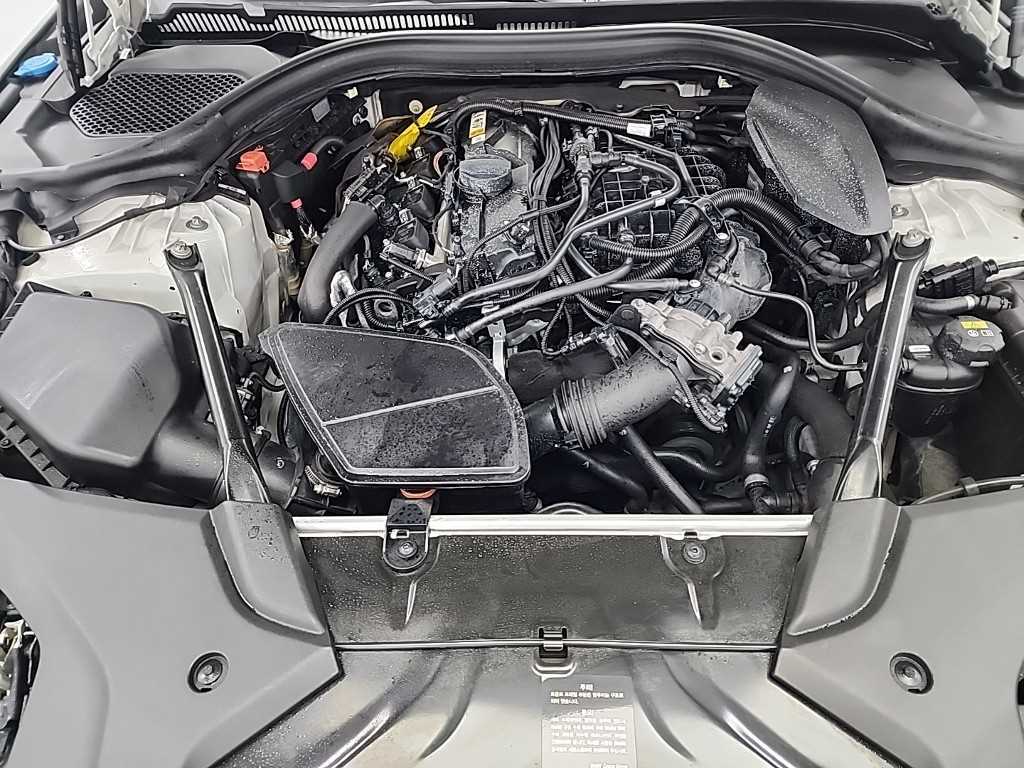 BMW 5 Series - Vista 5