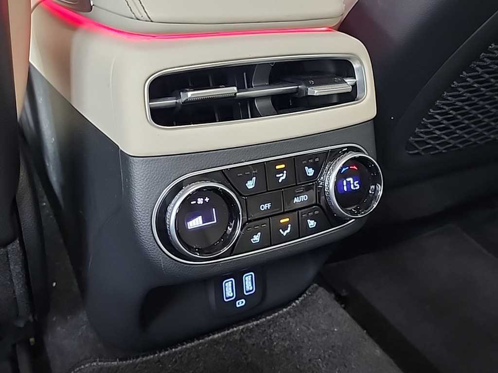 Genesis GV70 2024 Blanco - Importación desde Corea - HF Imports Iquique - Foto 14