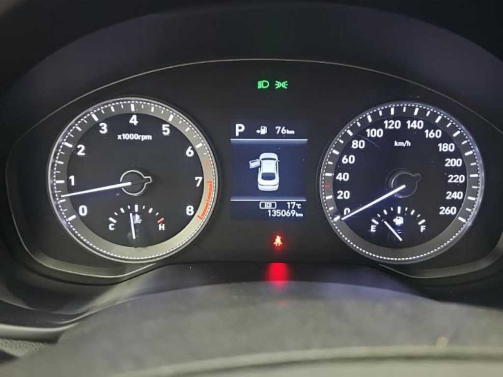 HYUNDAI Grandeur - Vista 6