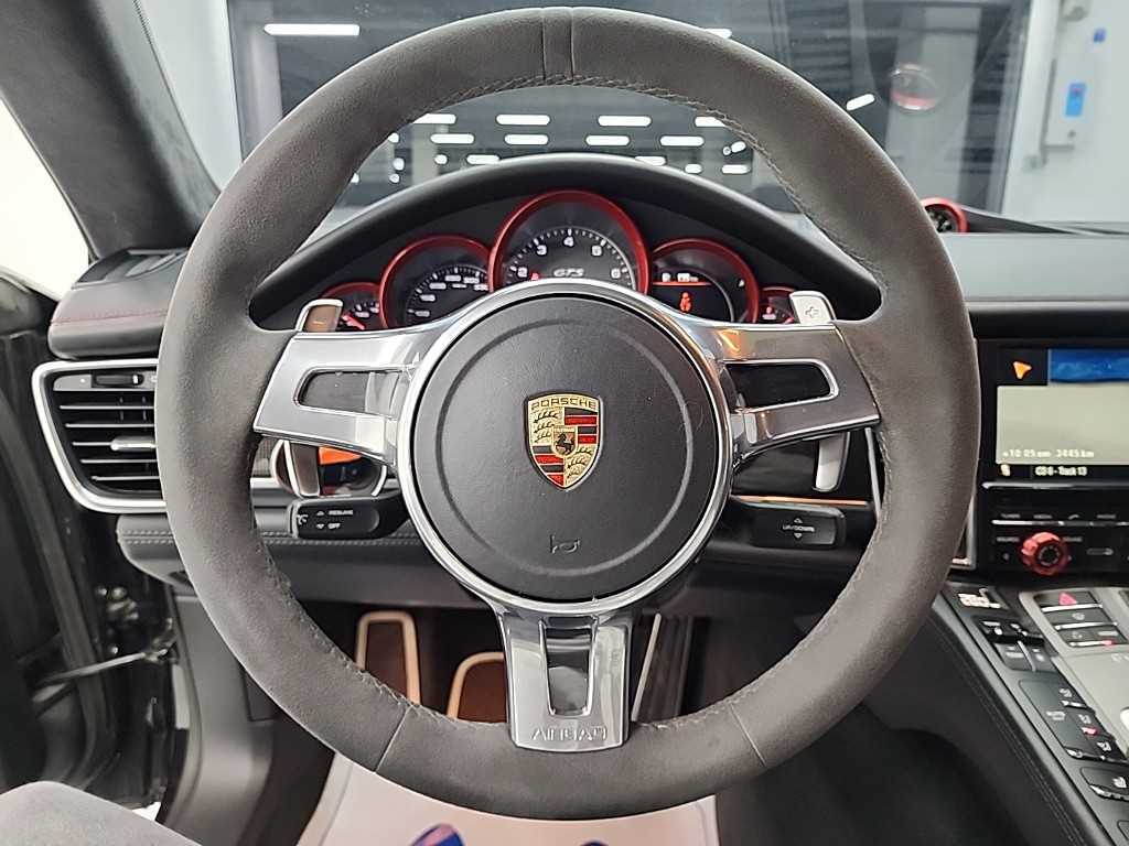 Porsche Panamera - Vista 9