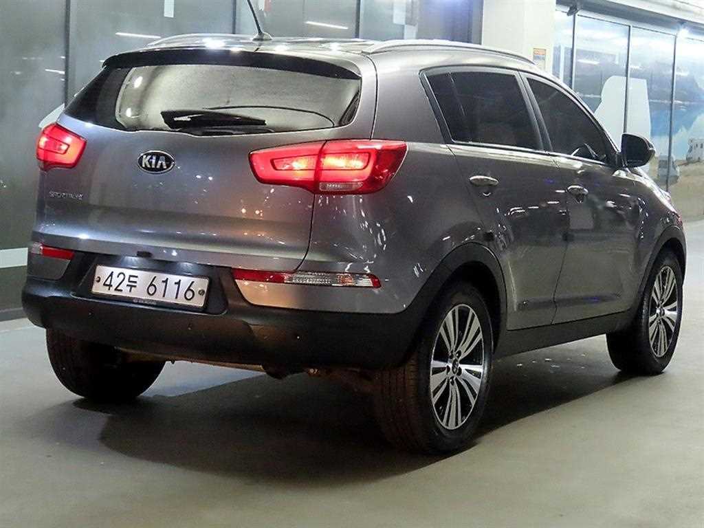 KIA Sportage - Vista 4
