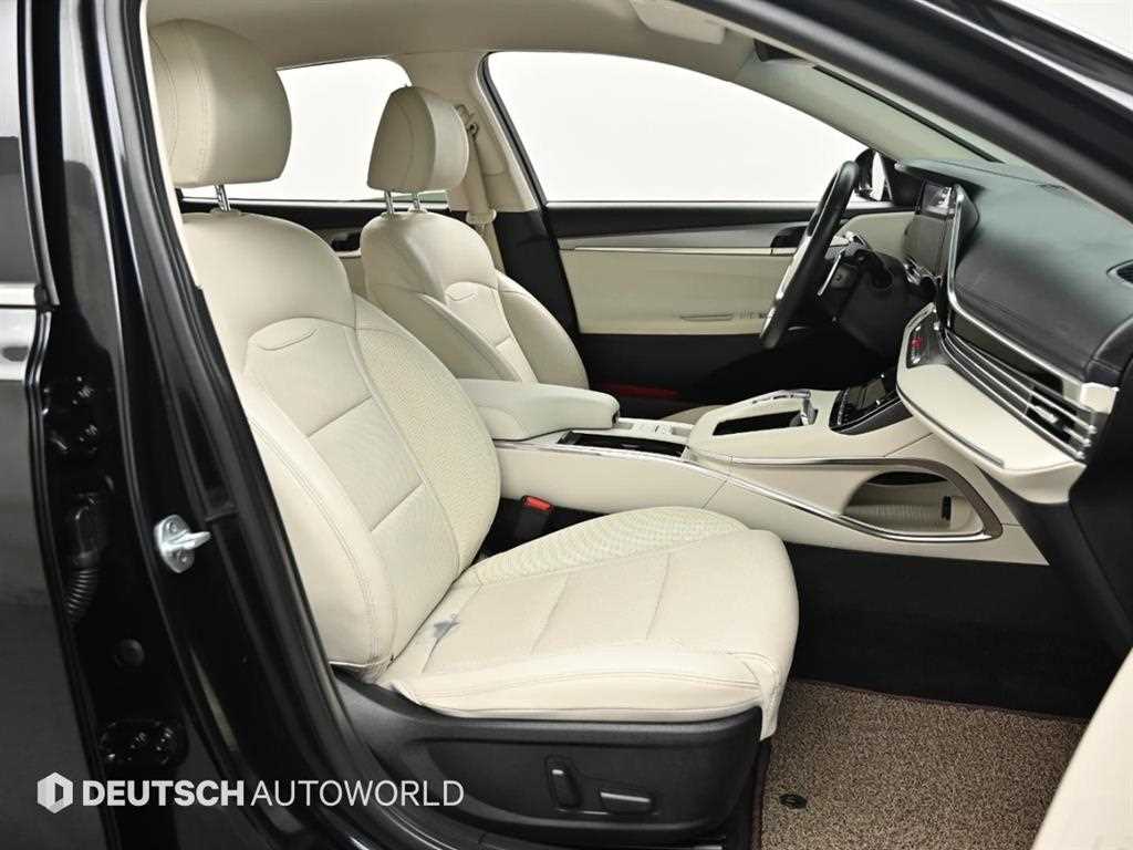 HYUNDAI Grandeur - Vista 10