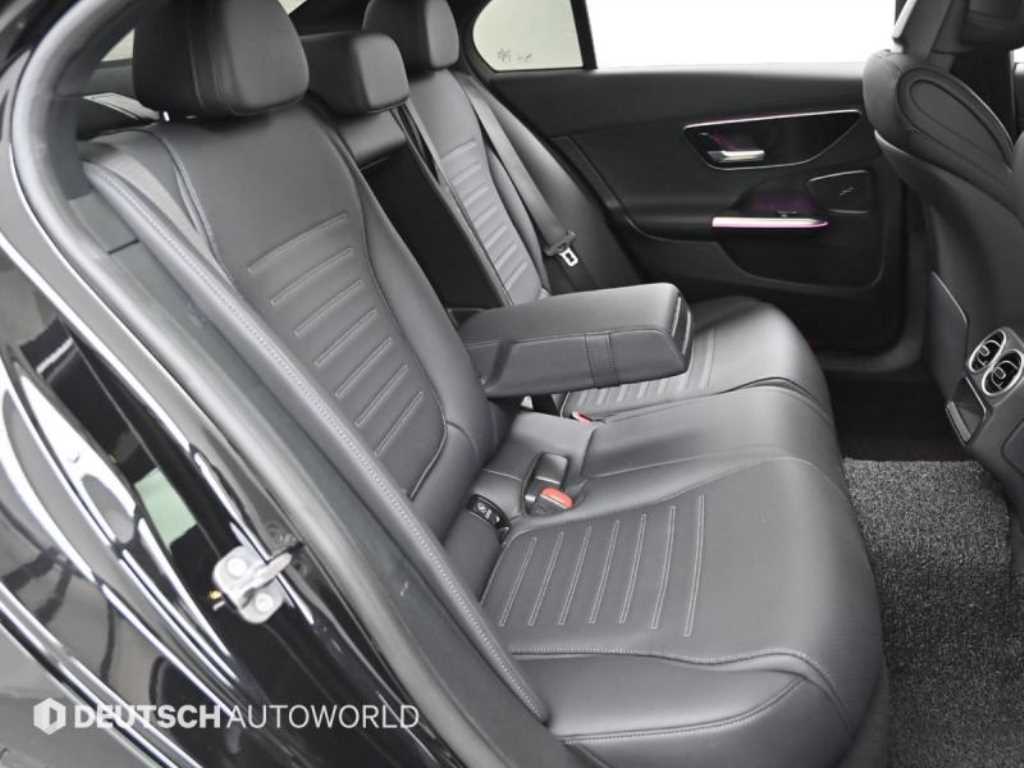 Mercedes Benz C Class - Vista 12