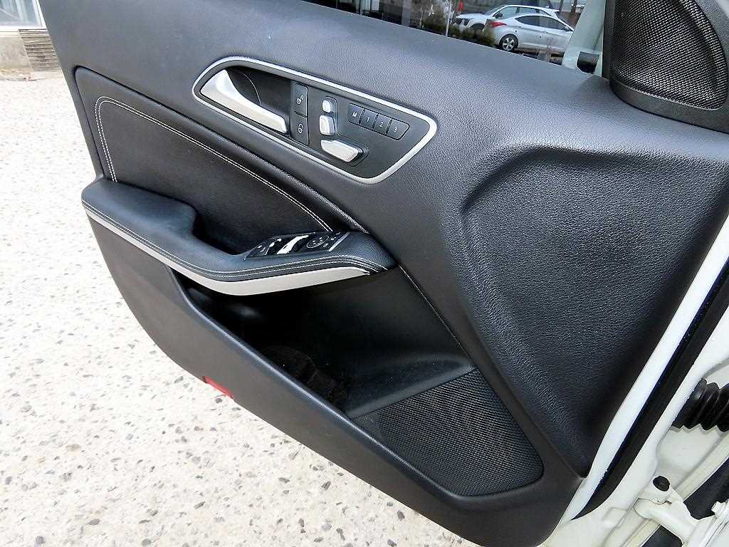 Mercedes Benz A Class - Vista 11