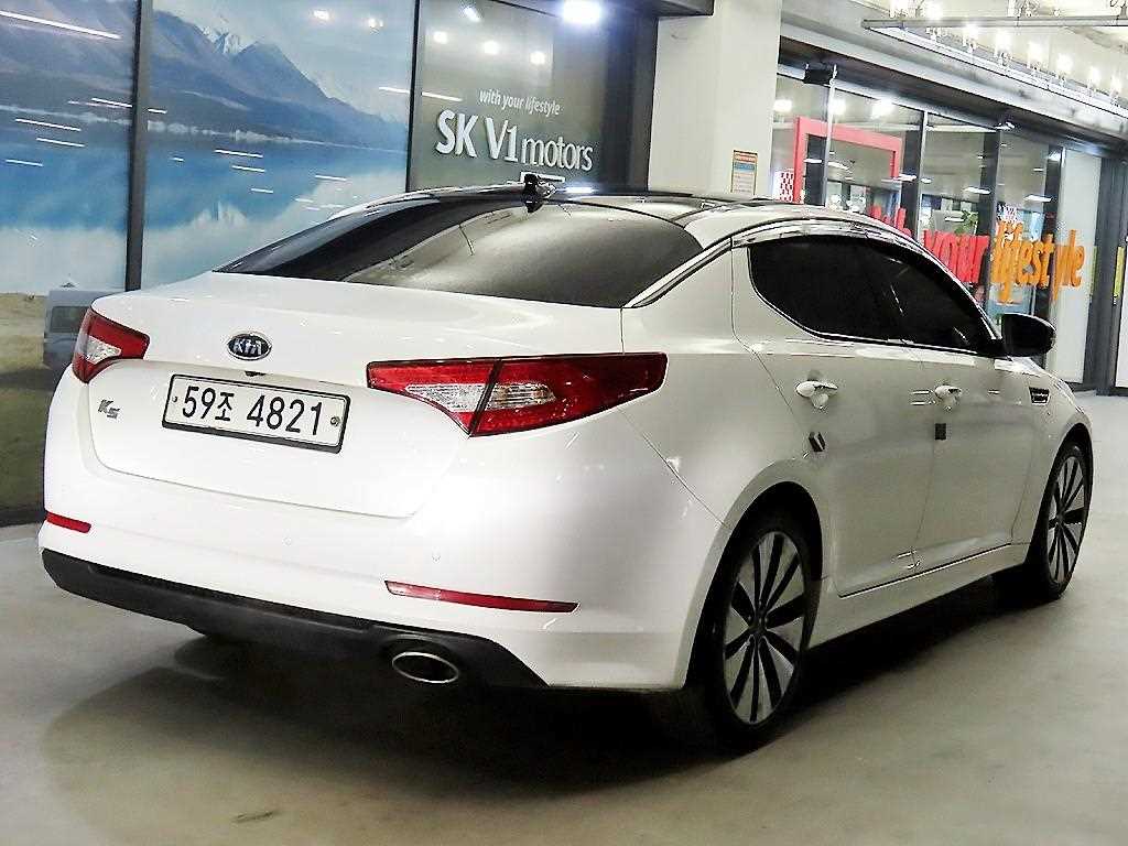 KIA K5 - Vista 4