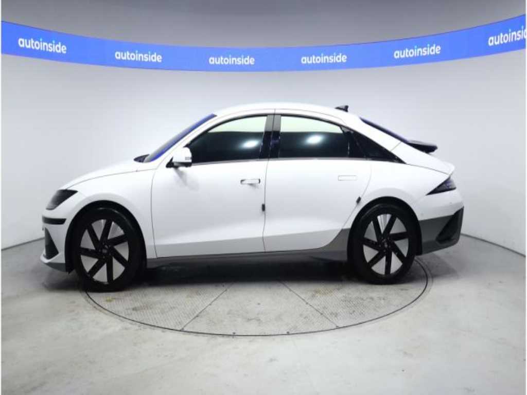 HYUNDAI Ioniq 6 - Vista 4